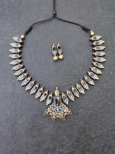 Dhivya Grey & Gold Terracotta Choker Set