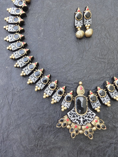Dhivya Grey & Gold Terracotta Choker Set - View 3