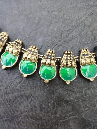 Isai Green & Gold Terracotta Necklace Set