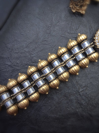 Mangala Grey & Gold Terracotta Choker Set - View 3