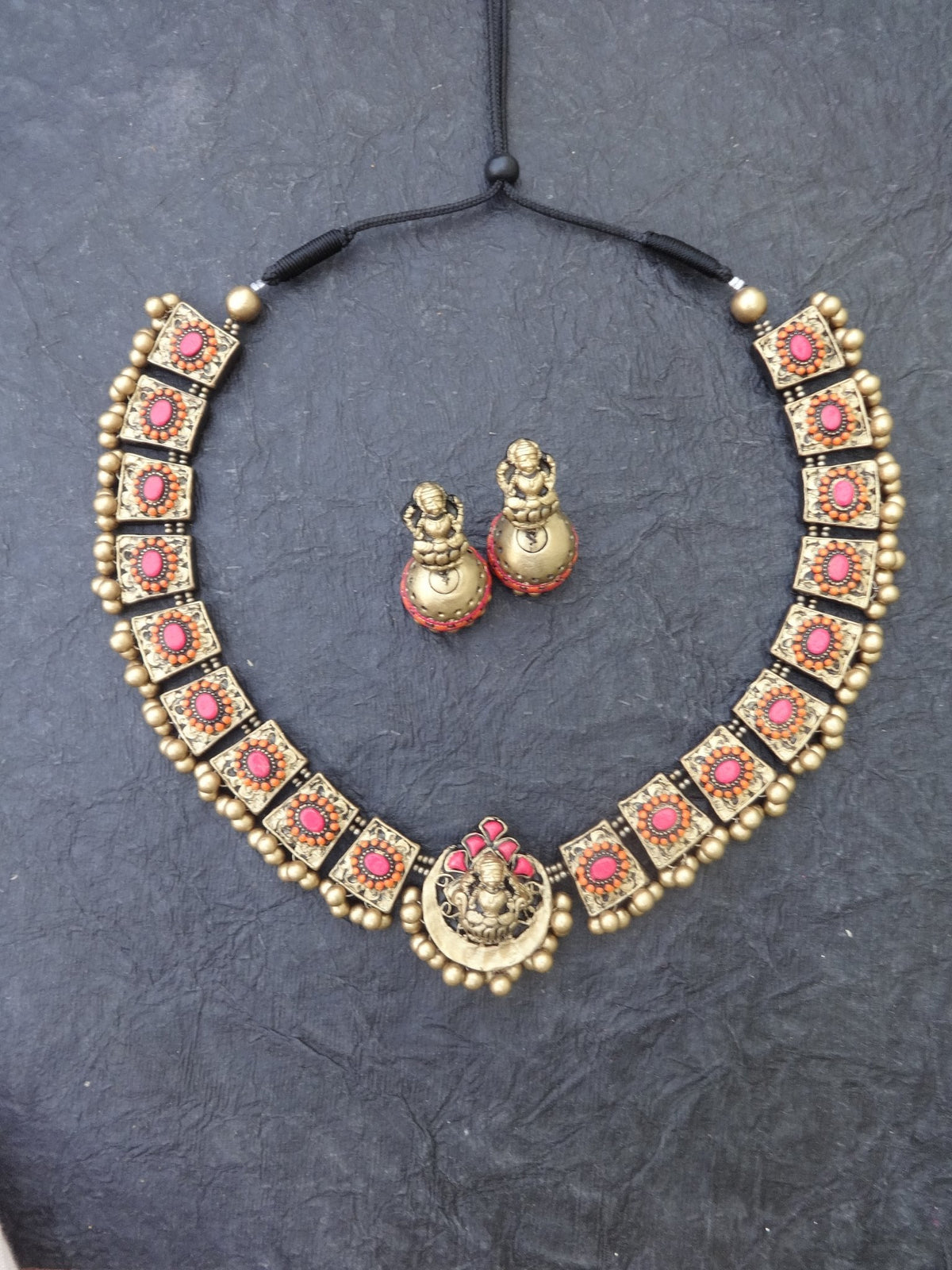 Niranjana Red & Gold Terracotta Necklace Set - View 2