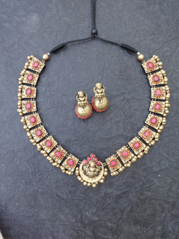 Niranjana Red & Gold Terracotta Necklace Set - View 2
