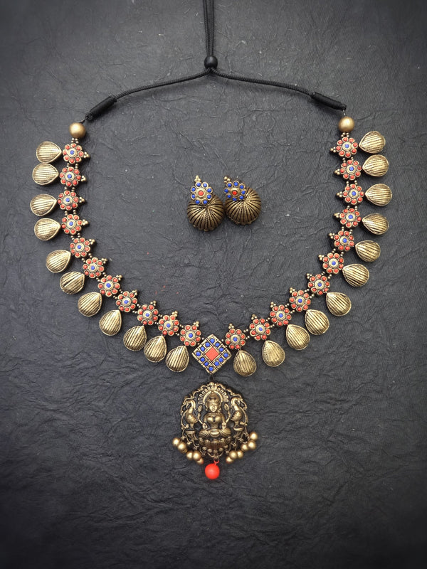 Oorvasi Antique Gold Terracotta Necklace Set - View 5