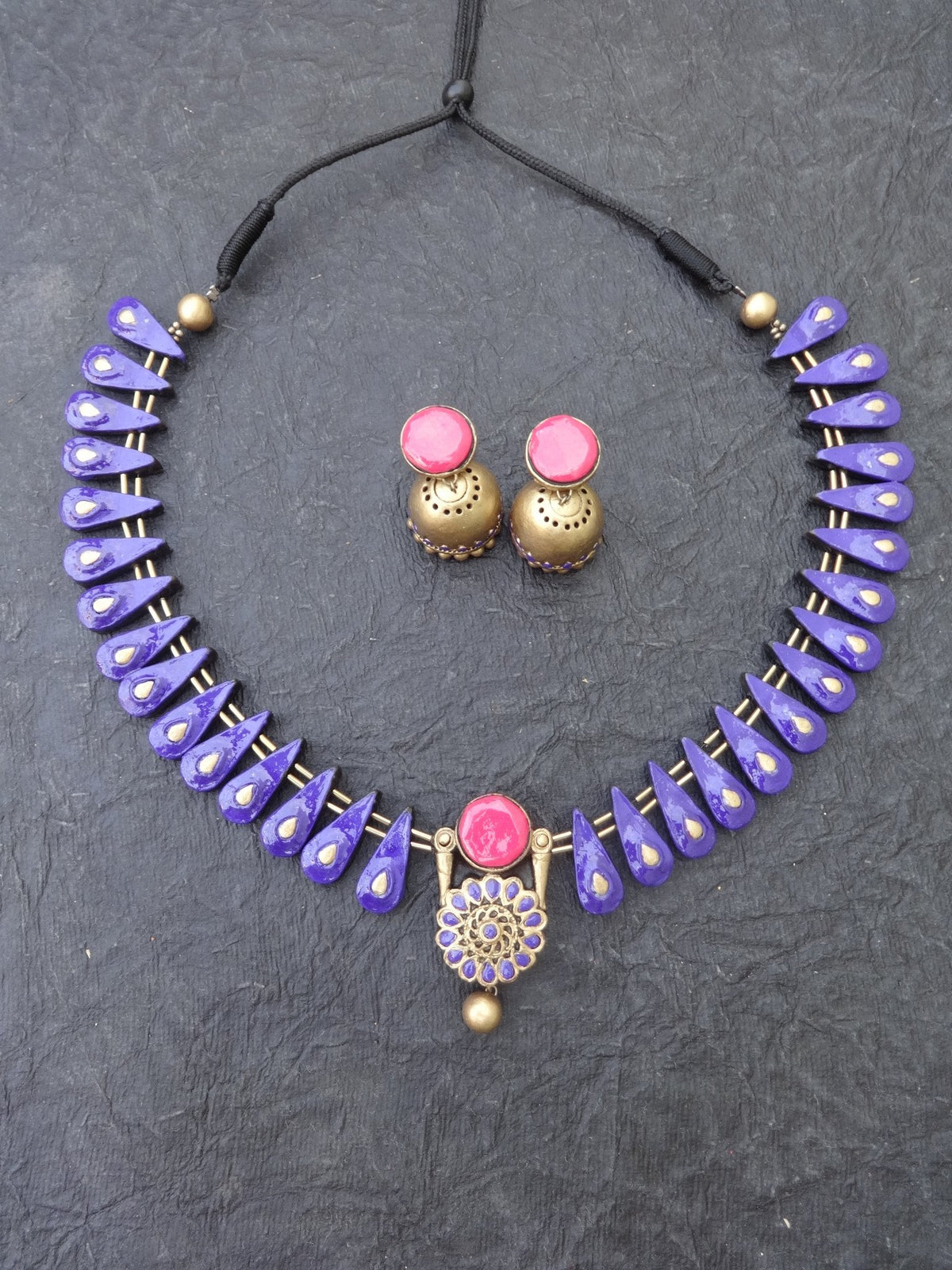 Selvamani Pink & Gold Terracotta Necklace Set - View 3