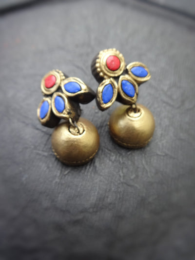 Thenmozhi Blue & Gold Terracotta Choker Set - View 3