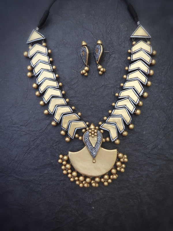 Uma Antique Gold Terracotta Necklace Set - View 2