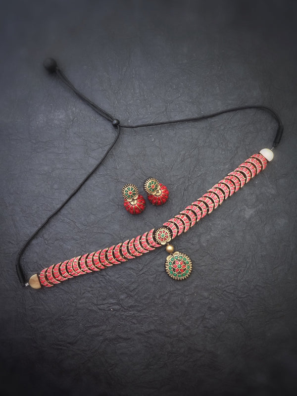 Valli Red & Green Terracotta Choker Set