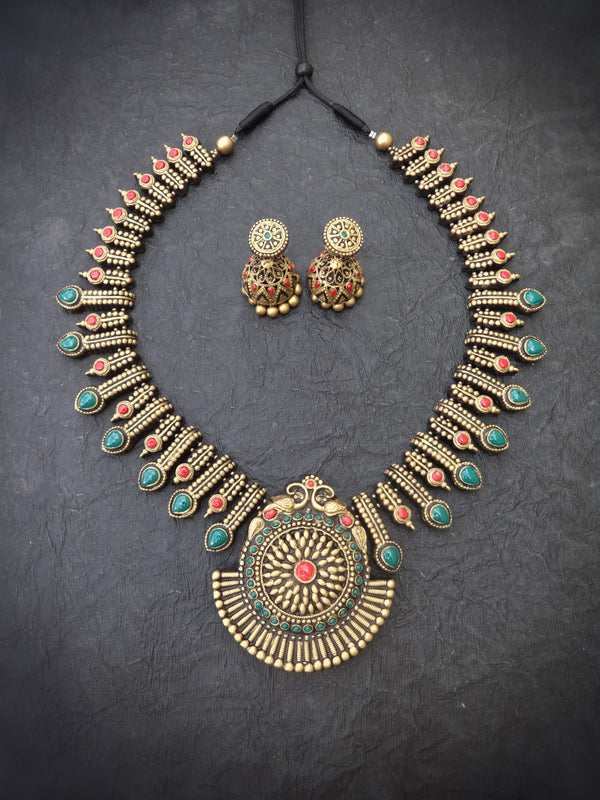 Indus Terracotta mangal— red & Gold Necklace Set