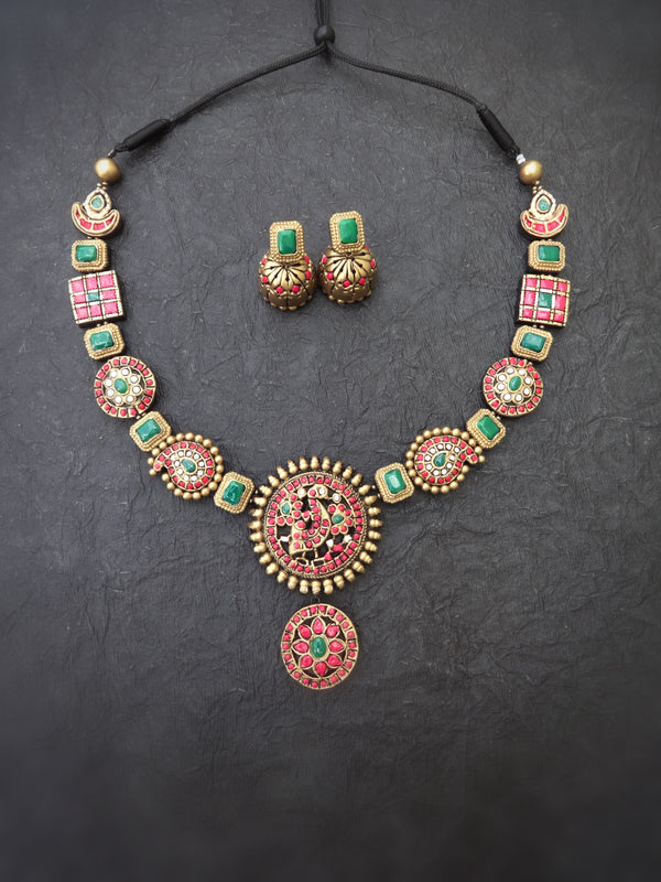 Indus Terracotta Bhoomika — Pink & Gold Necklace Set
