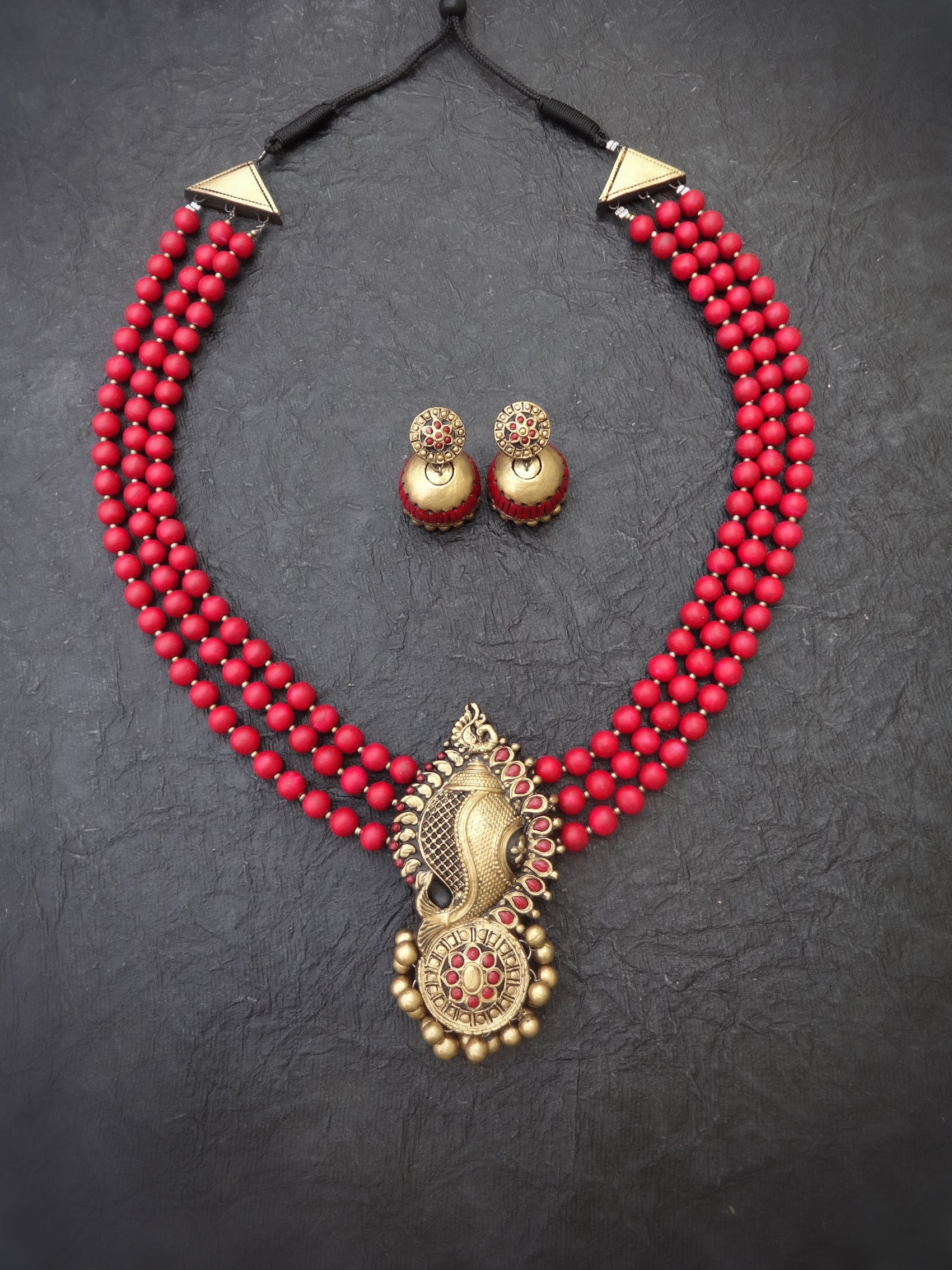 Indus Terracotta semmalar— red & Gold Necklace Set