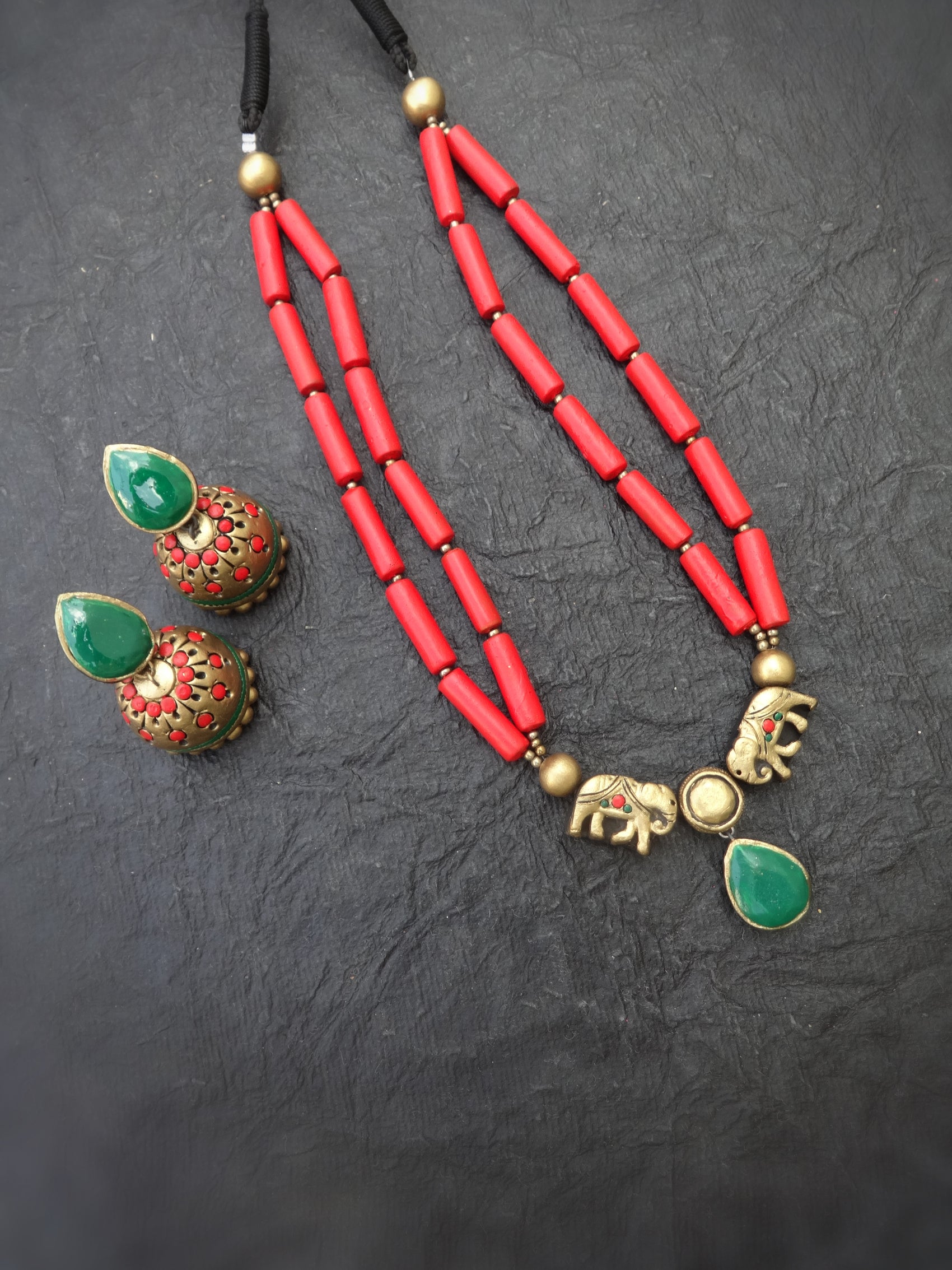 Indus Terracotta Aksha — red & Gold Necklace Set