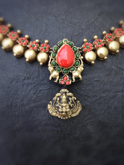 Indus Terracotta Mahalakshmi — Pink & Gold Necklace Set