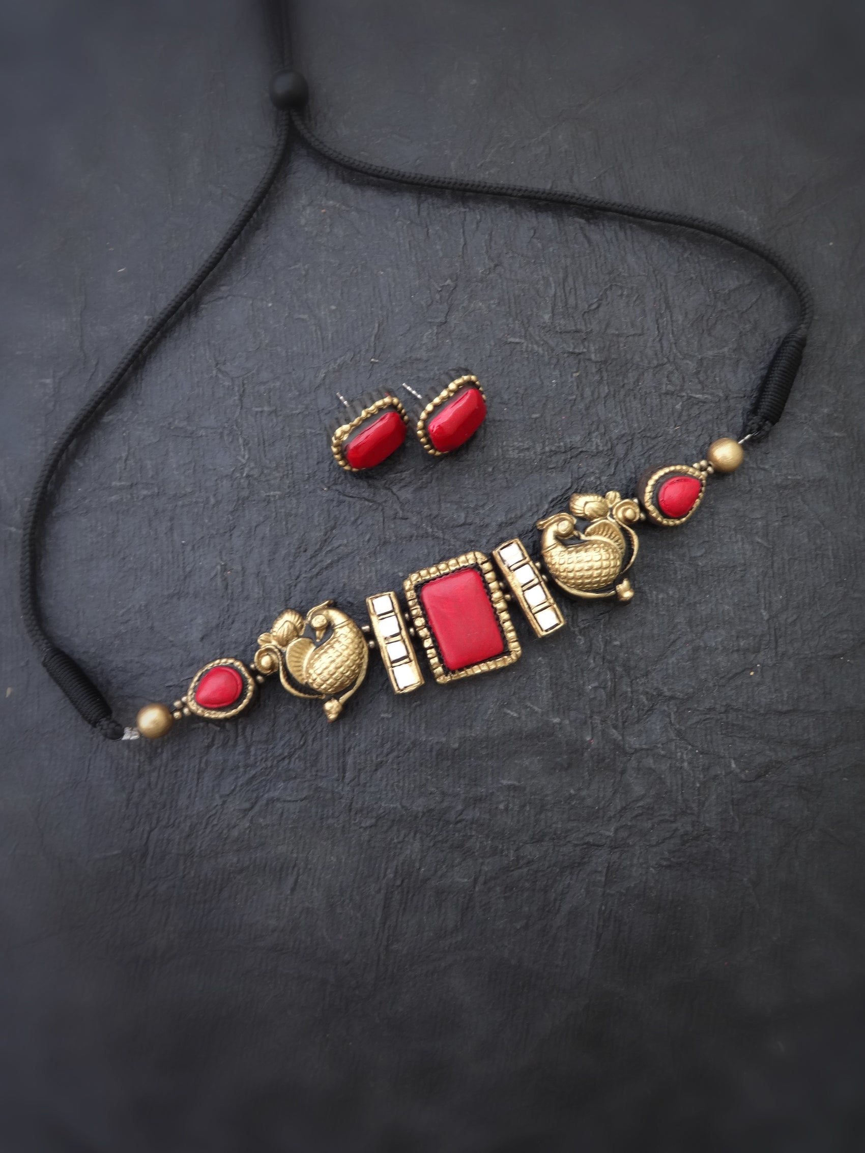 Indus Terracotta Thoorigai — wine & Gold Necklace Set