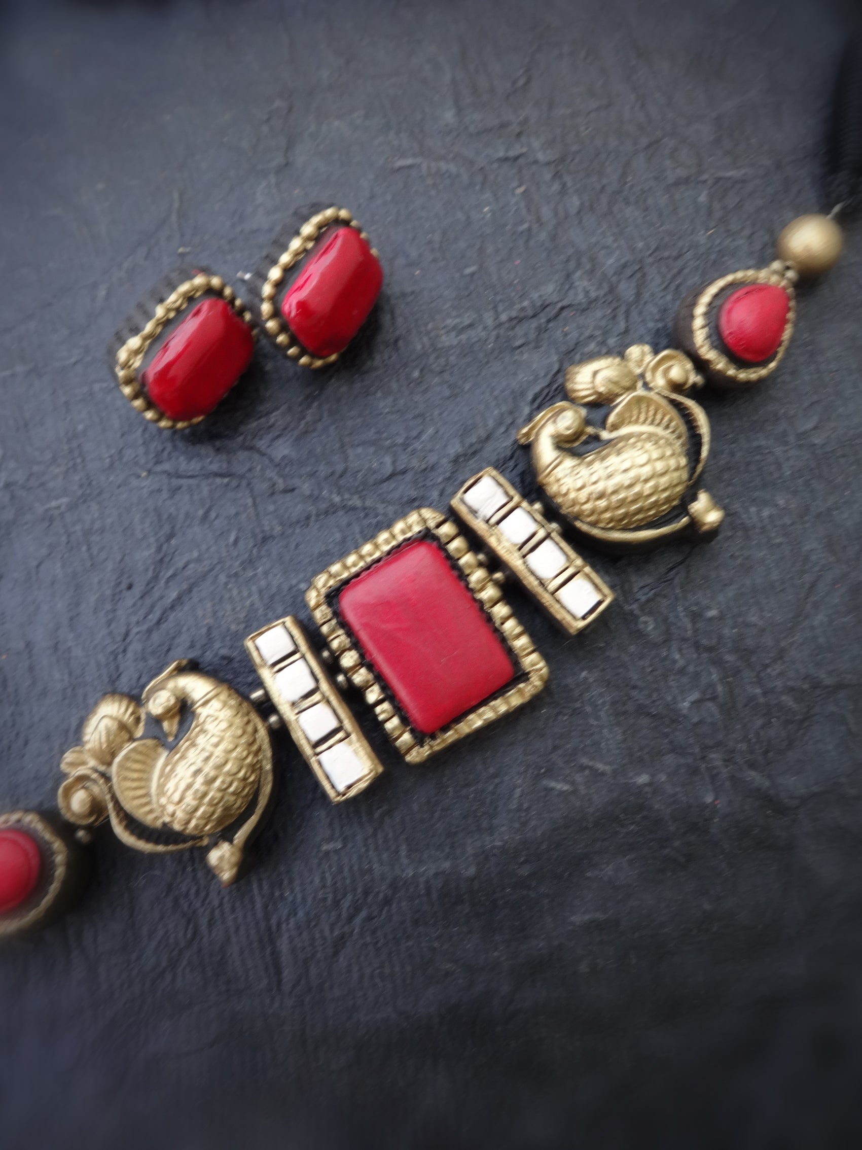 Indus Terracotta Thoorigai — wine & Gold Necklace Set