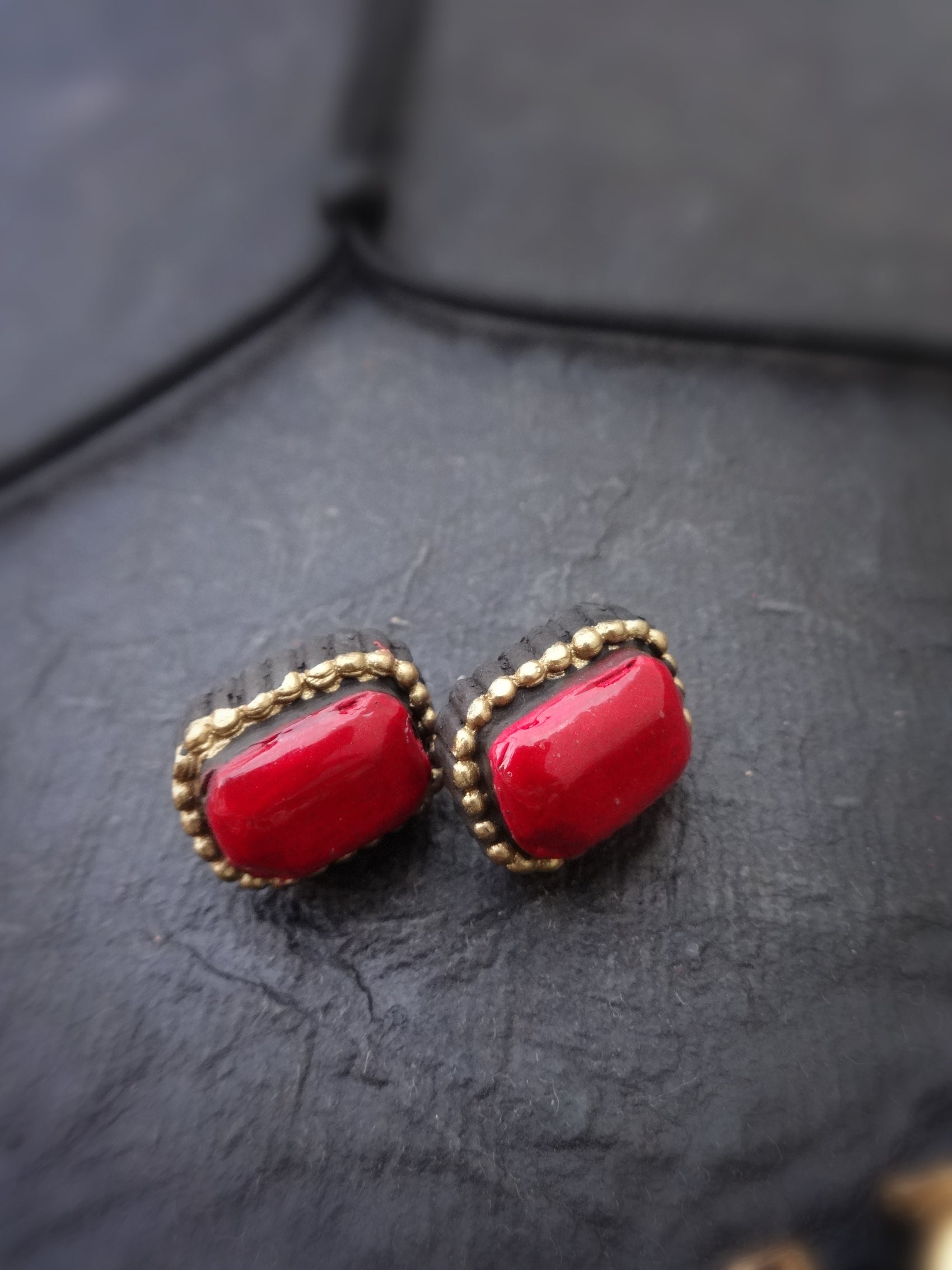Indus Terracotta Thoorigai — wine & Gold Necklace Set