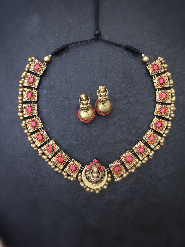 Indus Terracotta Niranjana — Red & Gold Necklace Set