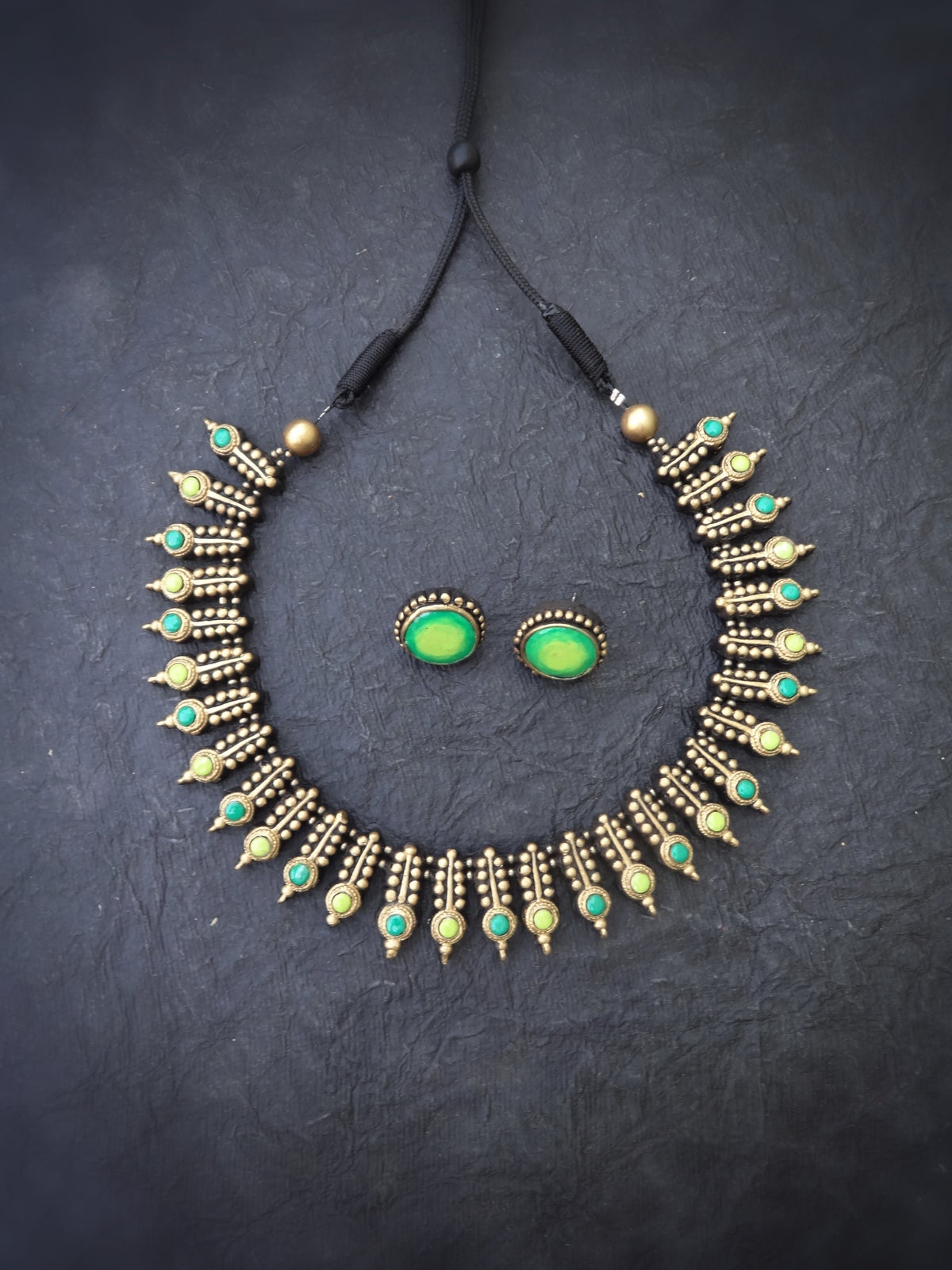 Indus Terracotta Ragini — Teal & Gold Necklace Set