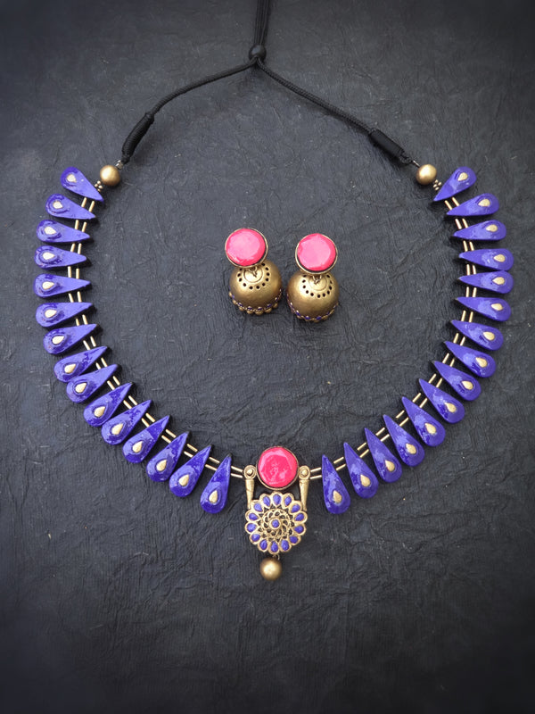 Indus Terracotta Selvamani — Pink & Gold Necklace Set