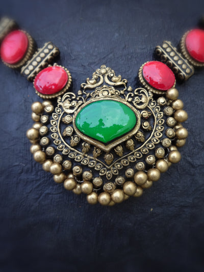 Indus Terracotta Mythili — Pink & Gold Necklace Set