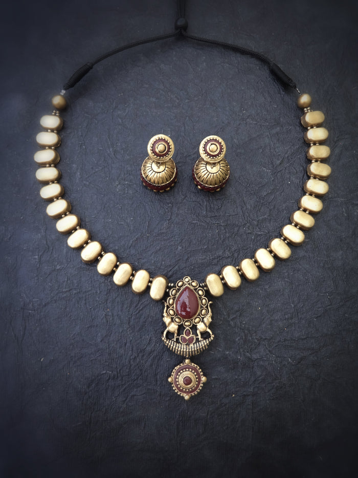 Antique gold terracotta necklace set in an aged matte finish