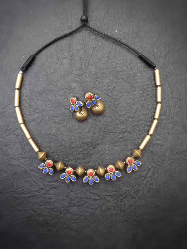 Indus Terracotta Thenmozhi — Blue & Gold Choker Set