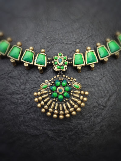 Indus Terracotta Vaani — Green & Gold Necklace Set
