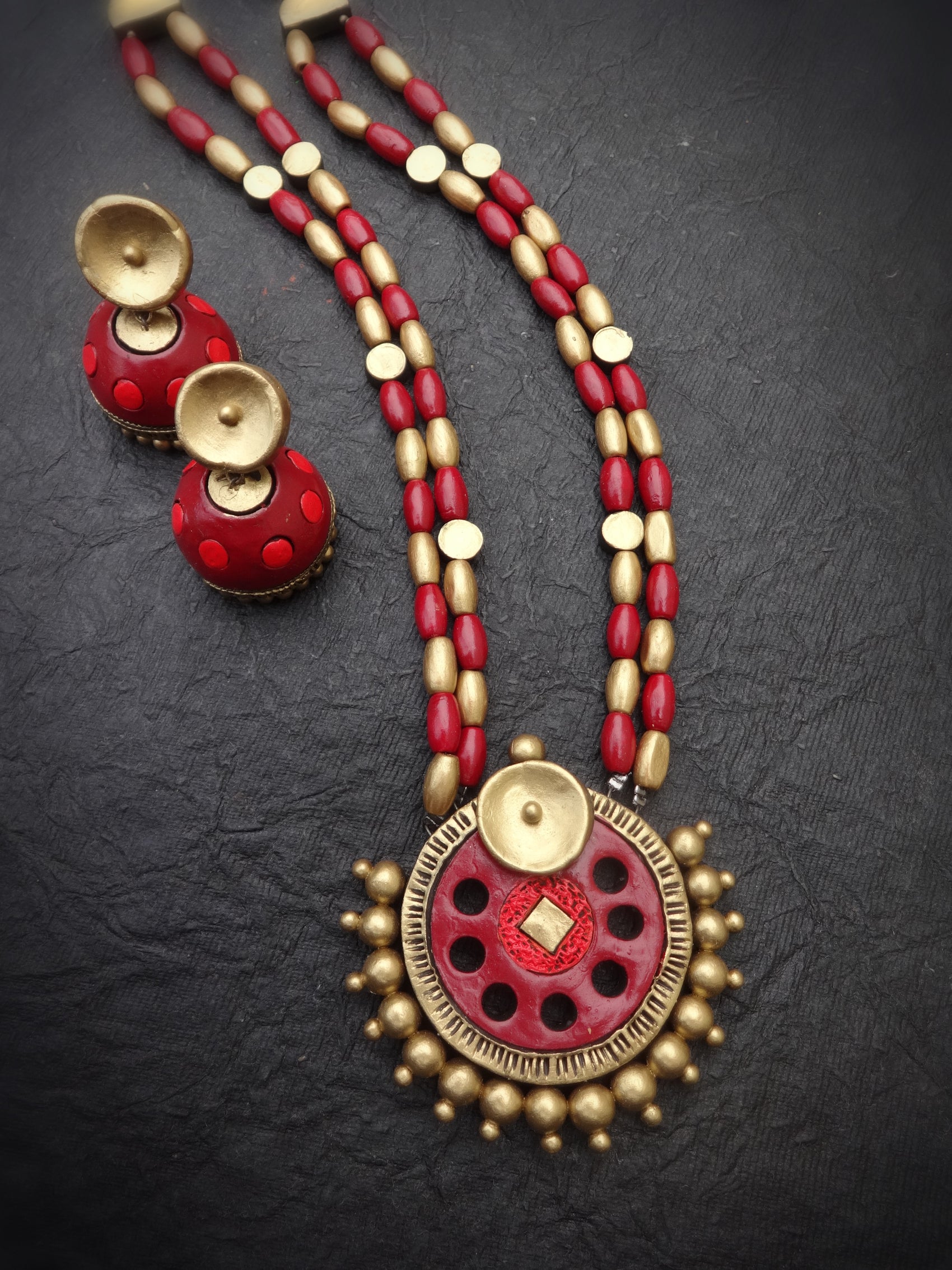 Indus Terracotta Pooni— red & Gold Necklace Set